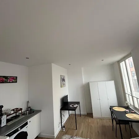 شقة Cosy Neuf Avec Vue Sur La Place